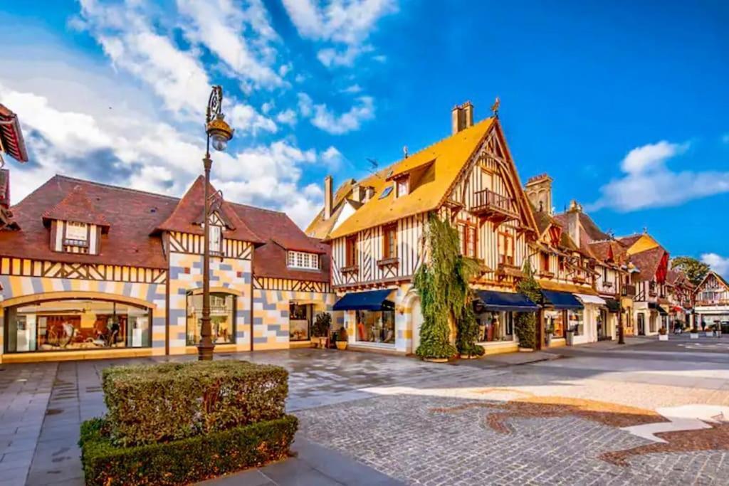 Le Camaieu Довиль Экстерьер фото